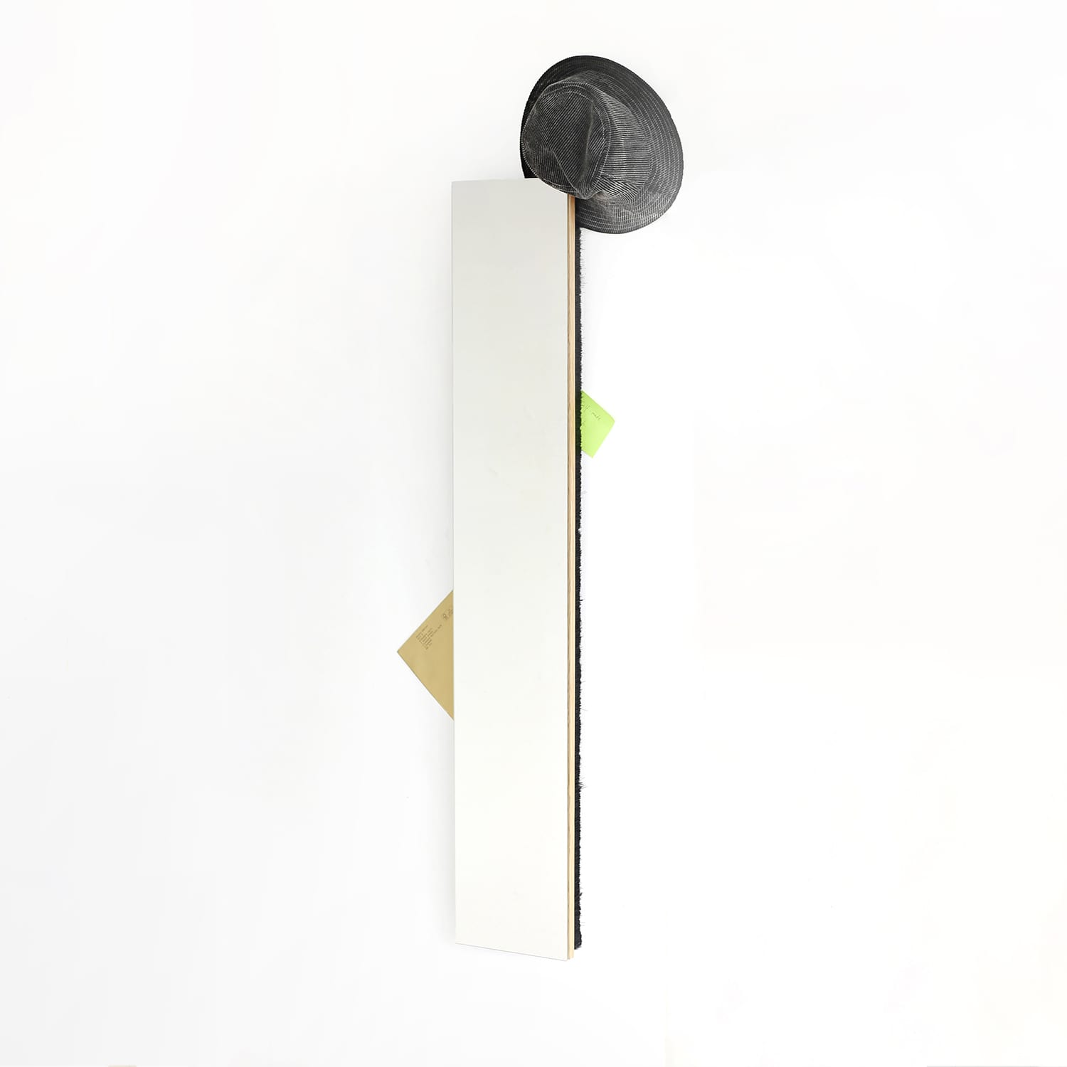 Wall brush